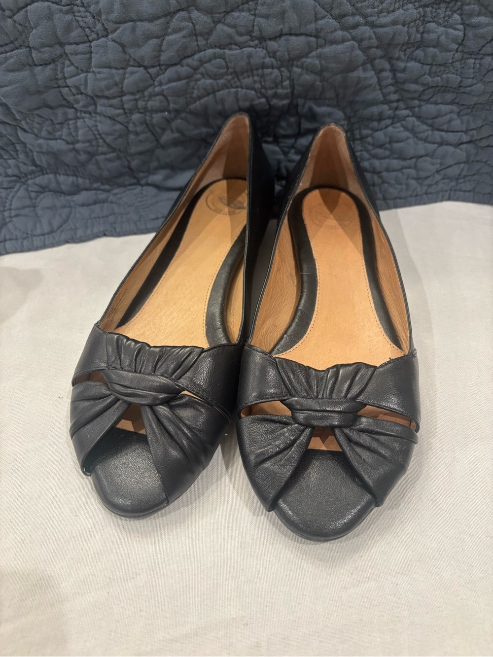 Nurture Black Leather Peep Toe Bow Flats Shoes Size 8